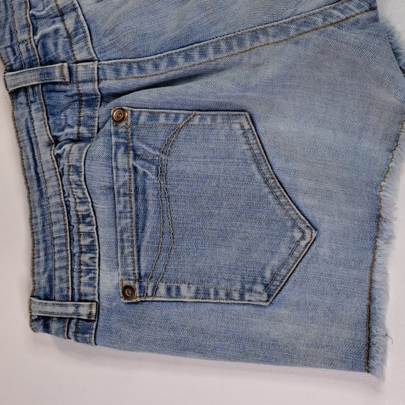 NOBO No Boundaries Embroidered Butterfly Raw Hem Jean Shorts Junior Size 15 - Picture 8 of 14